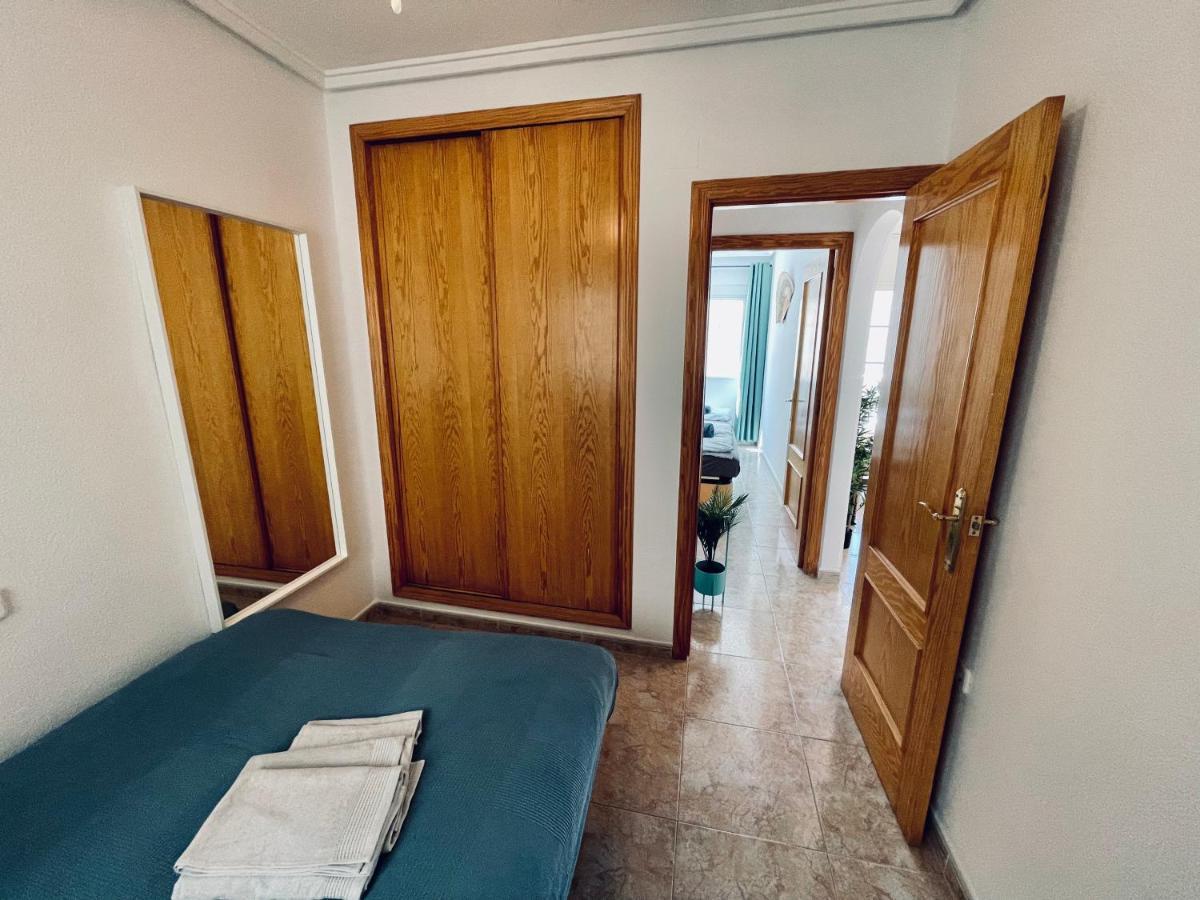 El Papagayo Apartment 2 Mins Walking To The Beach Торрев'єха Екстер'єр фото